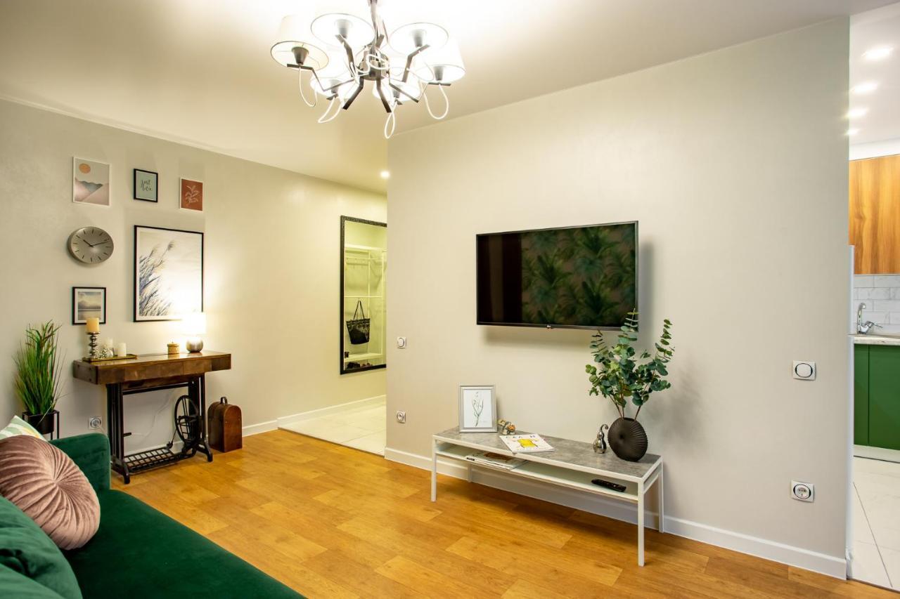 Luxury Apartment With 2 Bedrooms In The City Center Nikolayev Luaran gambar