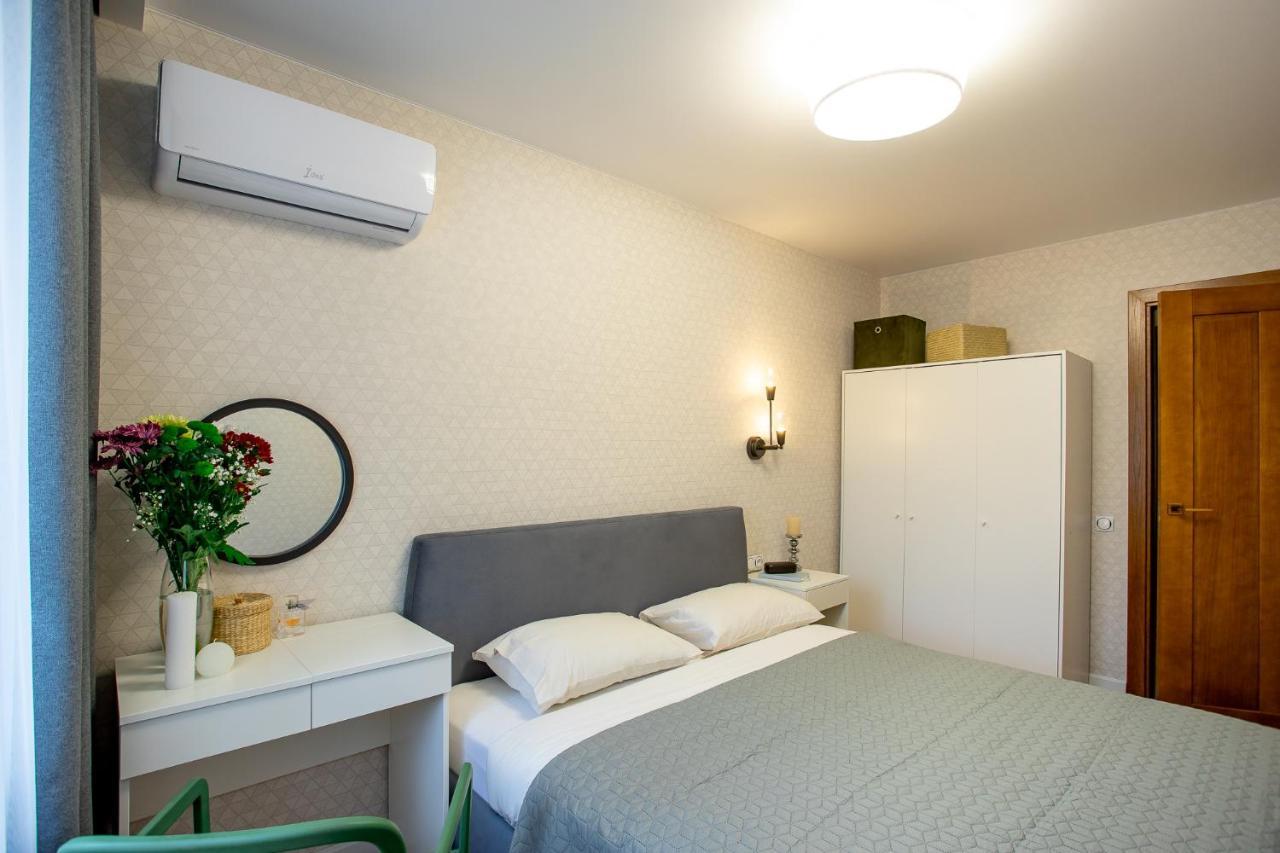 Luxury Apartment With 2 Bedrooms In The City Center Nikolayev Luaran gambar